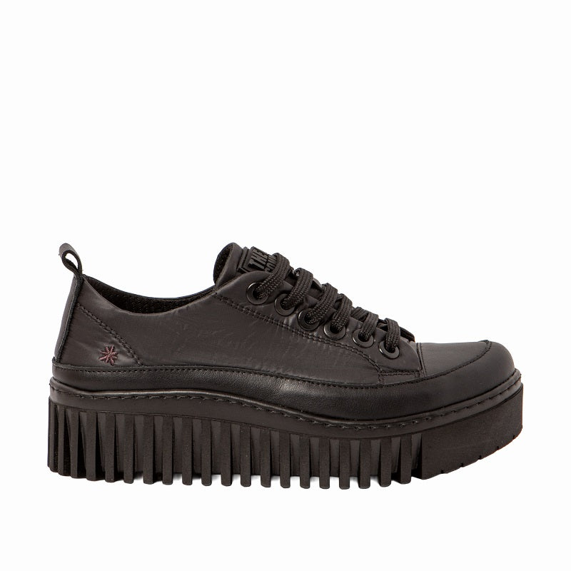 1518_total-black_pe.jpg