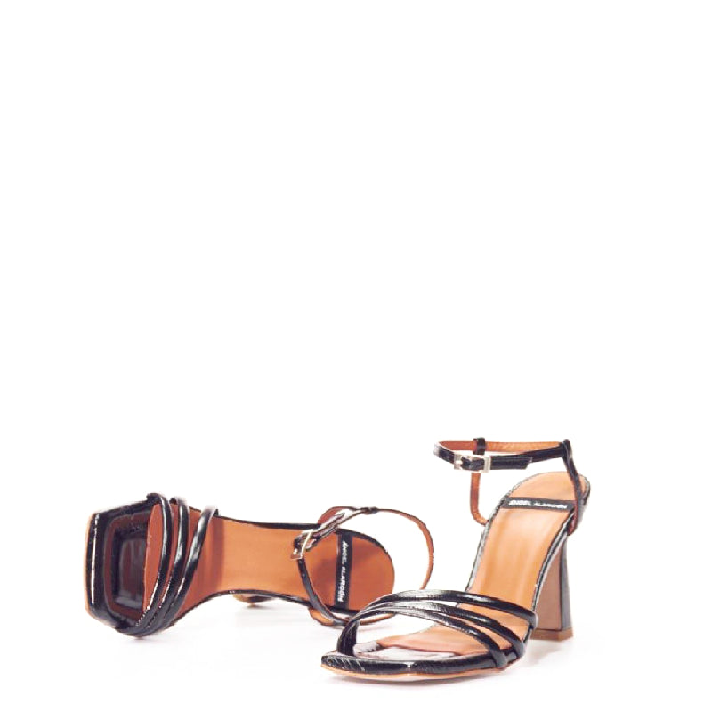 ANGEL ALARCON 22123-077 22123 BLACK