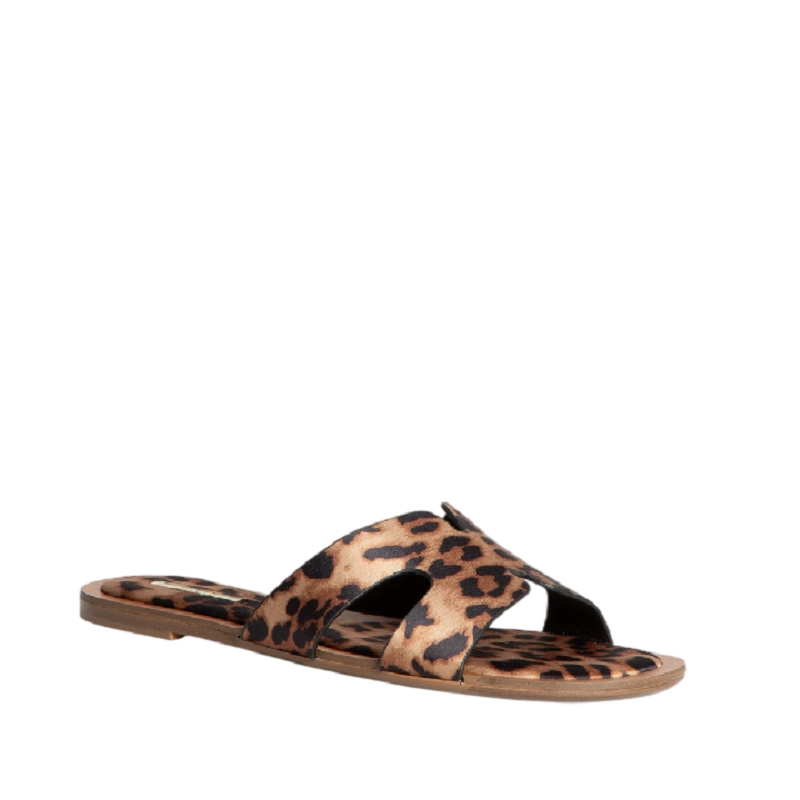CorinaM5470AnimalPrint-2.png