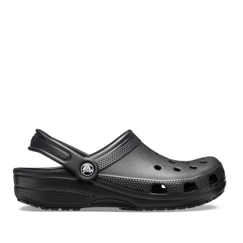 CrocsClassicUBlack-1_4f1f4cab-962e-4aeb-b716-8f691f1d2710.png